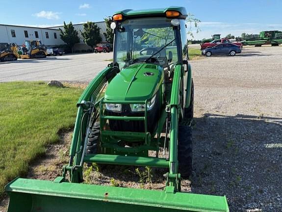 Image of John Deere 3046R equipment image 1
