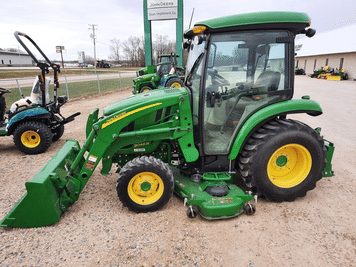 Main image John Deere 3046R