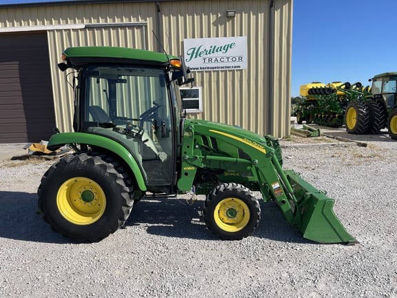 2015 John Deere 3046R Equipment Image0