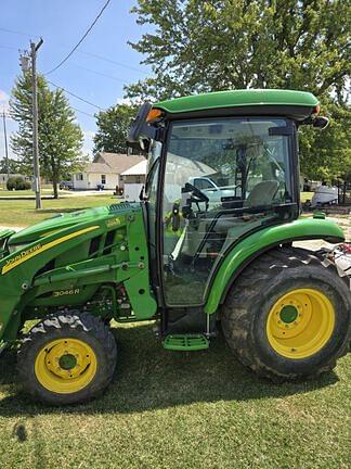 Image of John Deere 3046R equipment image 1