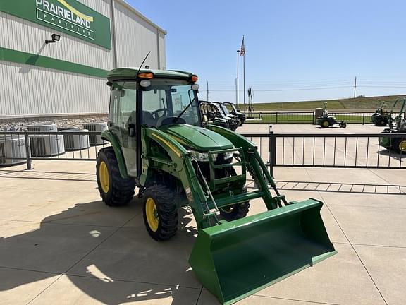 Image of John Deere 3046R equipment image 2