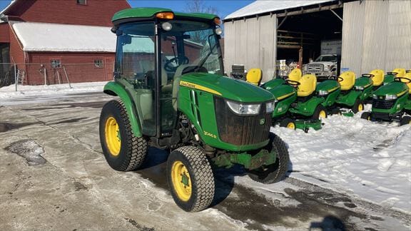 2015 John Deere 3046R Equipment Image0