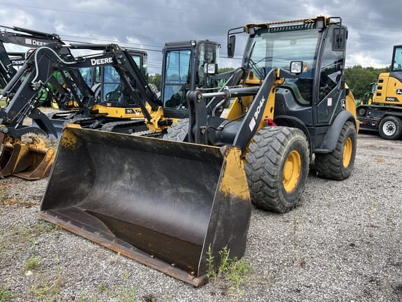 Main image John Deere 304K