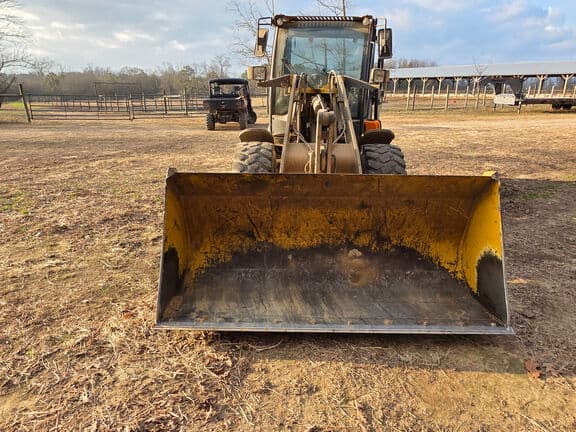 Image of John Deere 304K equipment image 3