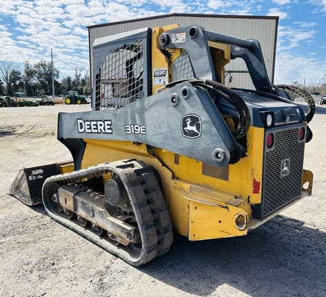 Image of John Deere 319E equipment image 4