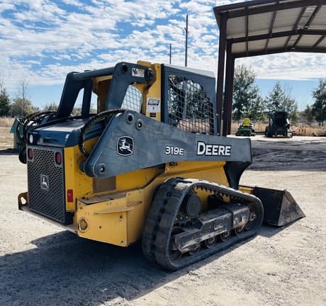 Image of John Deere 319E equipment image 2