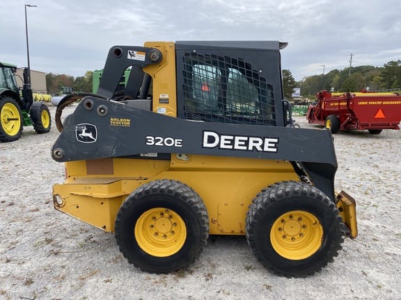 Main image John Deere 320E