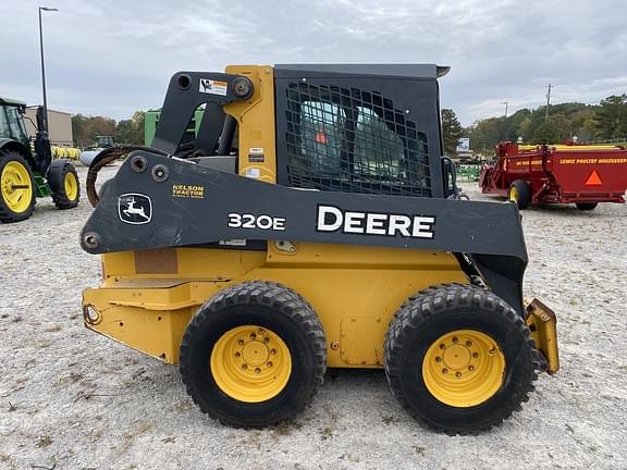 Image of John Deere 320E Primary image