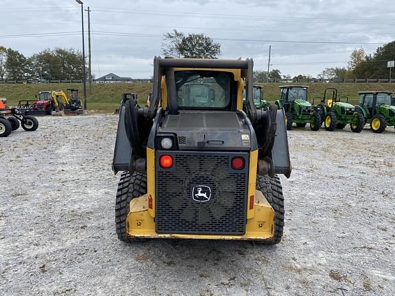 Image of John Deere 320E equipment image 2