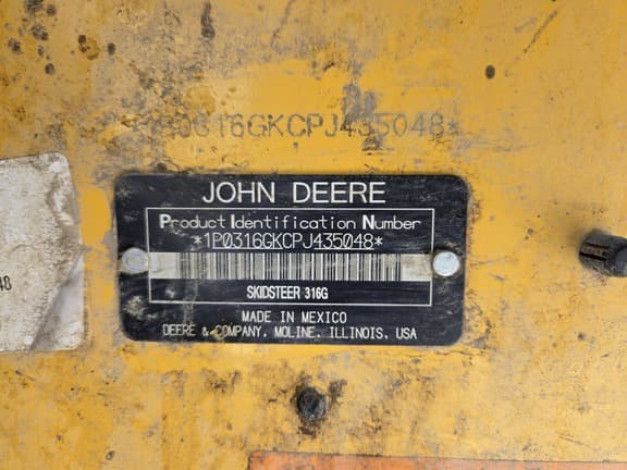 Image of John Deere 320E equipment image 2