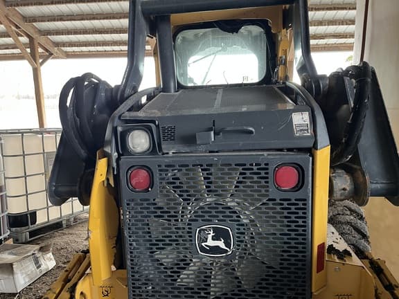 Image of John Deere 320E equipment image 1