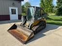 2015 John Deere 323E Image