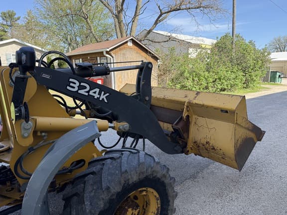 Image of John Deere 324K equipment image 4
