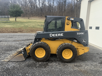 Main image John Deere 326E