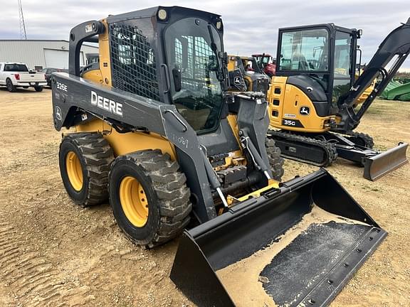 Image of John Deere 326E Primary image