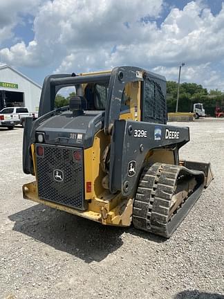 Image of John Deere 329E equipment image 4