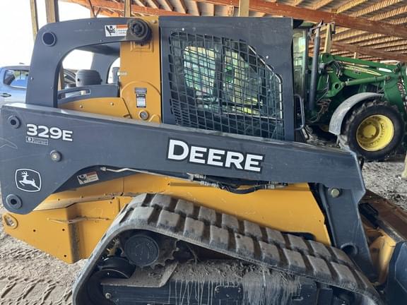 Image of John Deere 329E equipment image 3