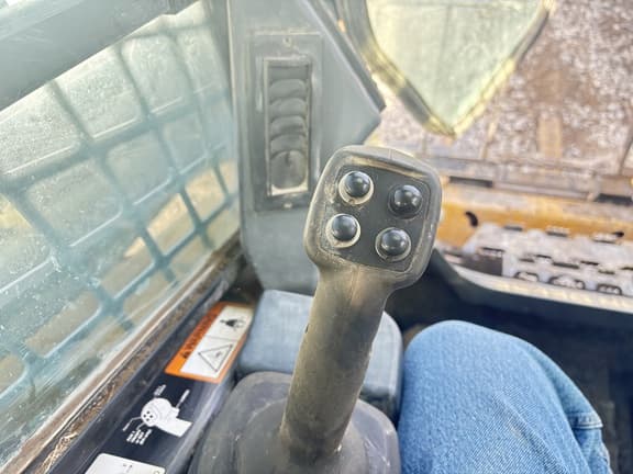 Image of John Deere 333E equipment image 3