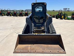 Main image John Deere 333E 8