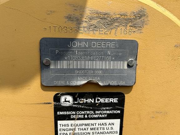 Image of John Deere 333E equipment image 1