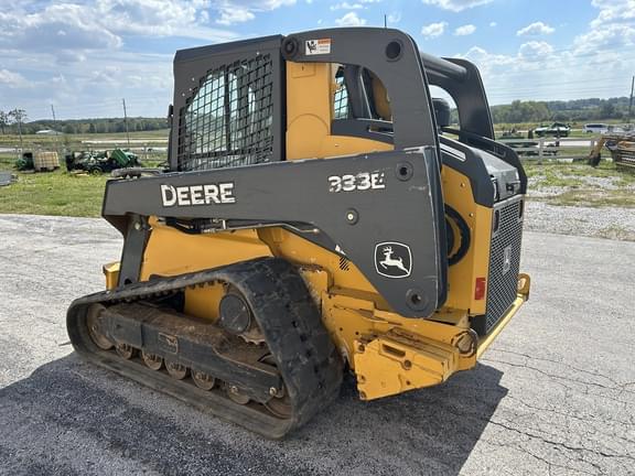 Image of John Deere 333E equipment image 2