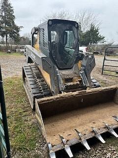 Image of John Deere 333E Primary image