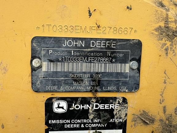 Image of John Deere 333E equipment image 4