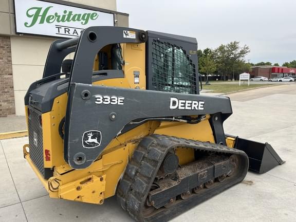 Image of John Deere 333E equipment image 4