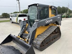 2015 John Deere 333E Image