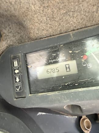 Image of John Deere 333E equipment image 1