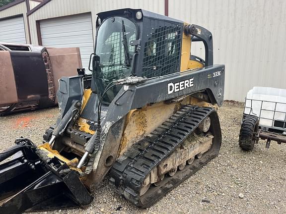Image of John Deere 333E Primary image