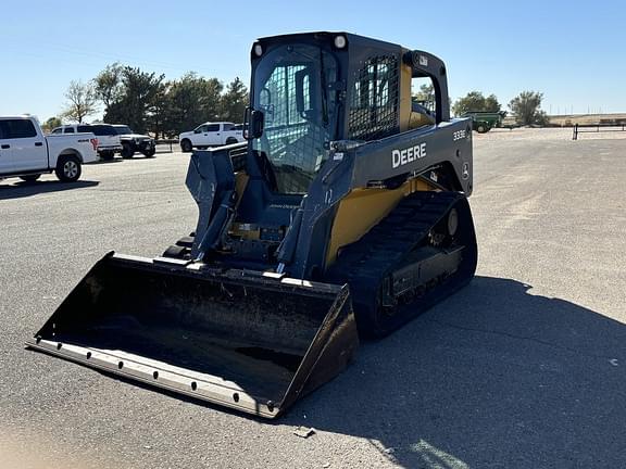 Image of John Deere 333E Primary image