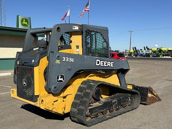 Image of John Deere 333E equipment image 4