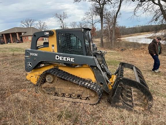 Image of John Deere 333E equipment image 3