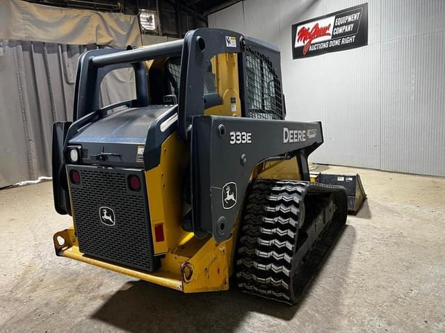 Image of John Deere 333E equipment image 4