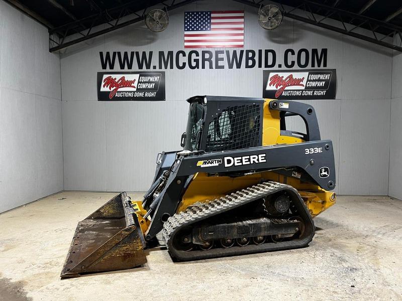 Image of John Deere 333E Primary image