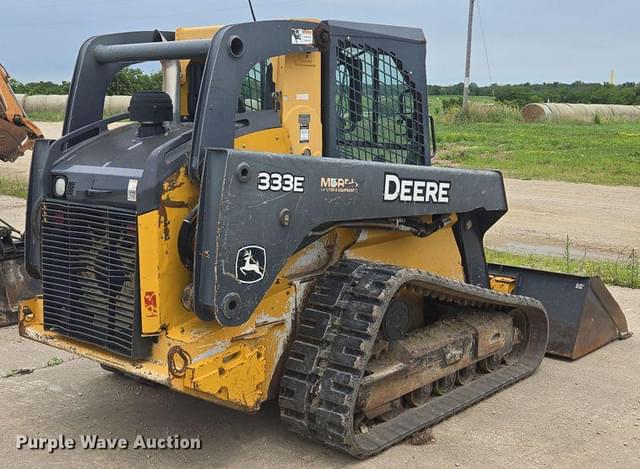 Image of John Deere 333E equipment image 4
