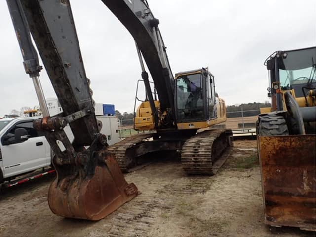 Image of John Deere 350G LC equipment image 1