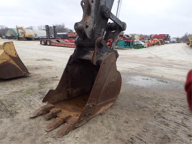 Image of John Deere 350G LC equipment image 3