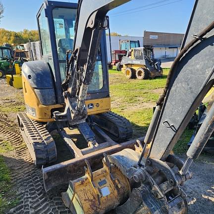 Image of John Deere 35G equipment image 3