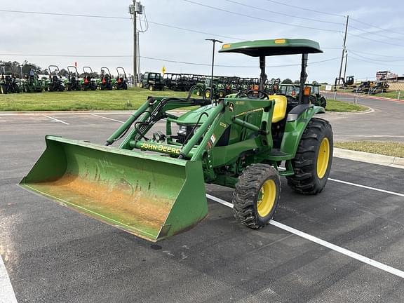 Image of John Deere 4044M equipment image 3