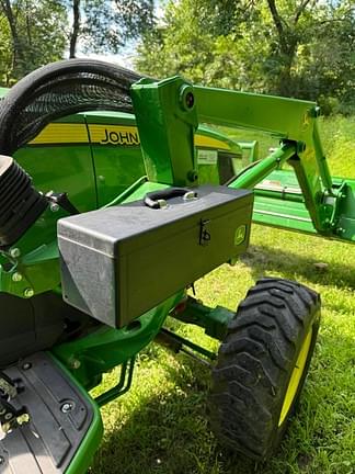 Image of John Deere 4044M equipment image 3