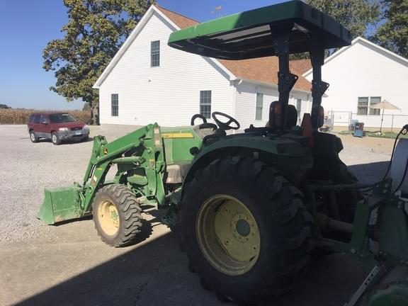 Image of John Deere 4044R equipment image 1