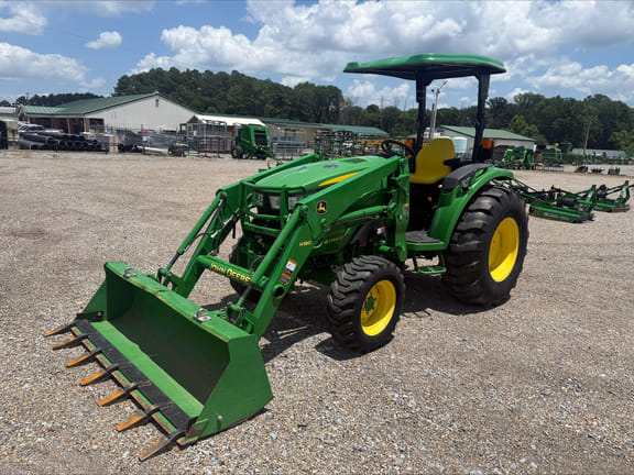 2015 John Deere 4044R Equipment Image0