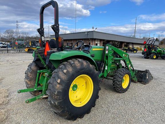 Image of John Deere 4044R equipment image 3