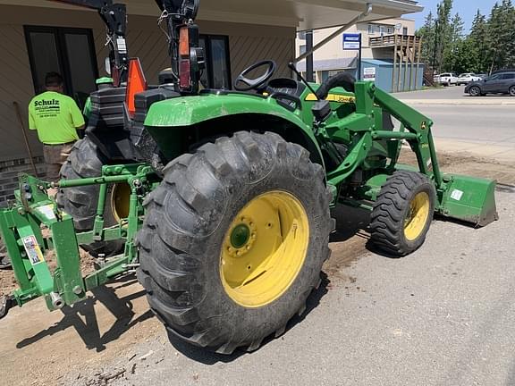 Image of John Deere 4052M equipment image 2