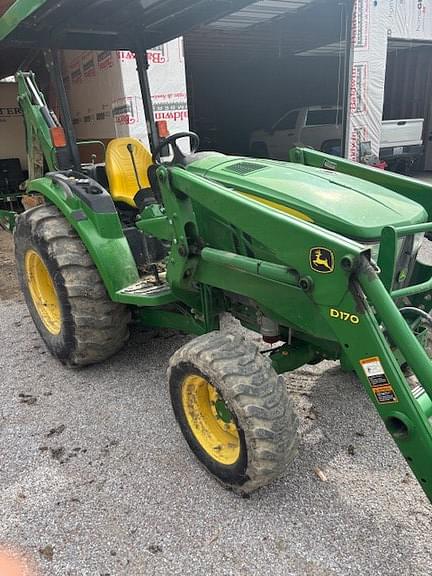 Image of John Deere 4052M equipment image 4