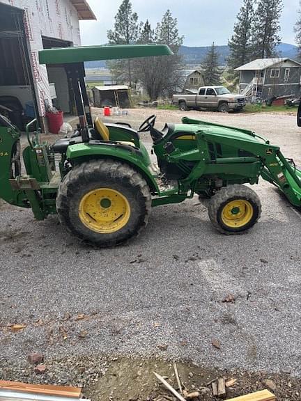 Image of John Deere 4052M equipment image 3