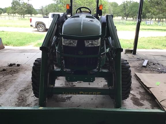 Image of John Deere 4052M equipment image 2