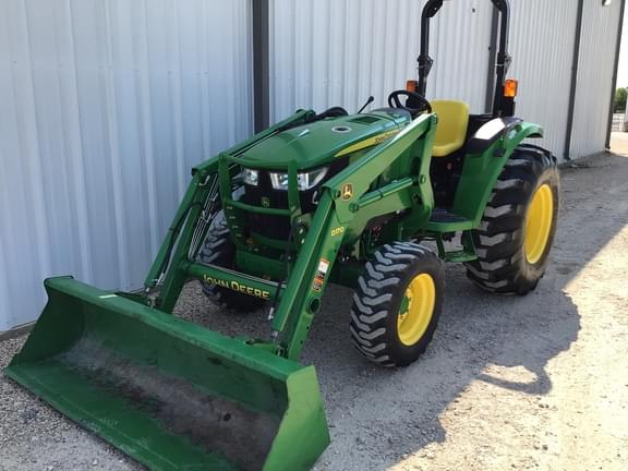 Image of John Deere 4052M equipment image 1